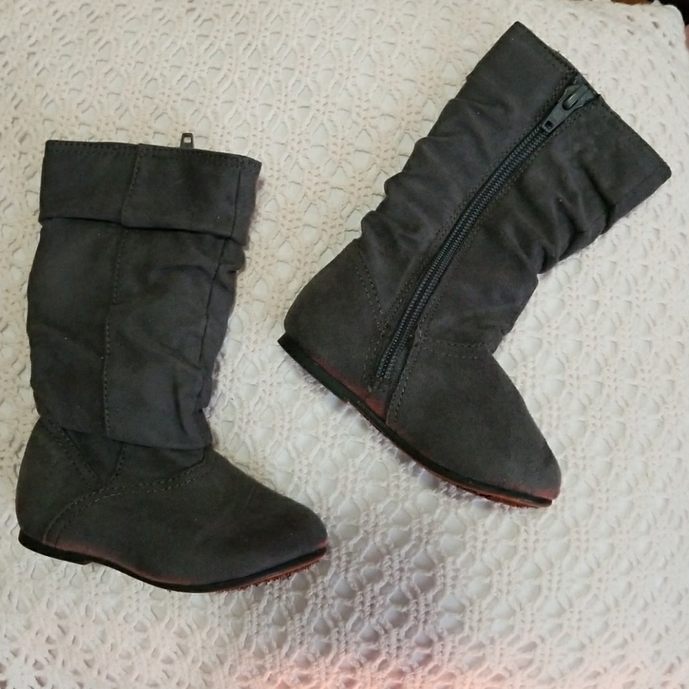 Baby girl dark gray tall boots size 4 adorables
